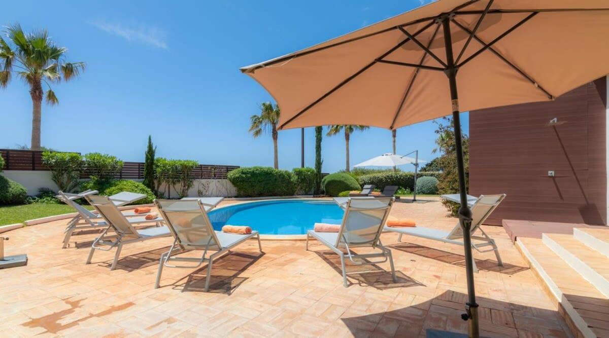 Villa Prado - Beautiful Beachfront Villa 阿尔布费拉 外观 照片