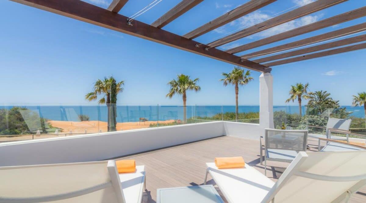 Villa Prado - Beautiful Beachfront Villa 阿尔布费拉 外观 照片